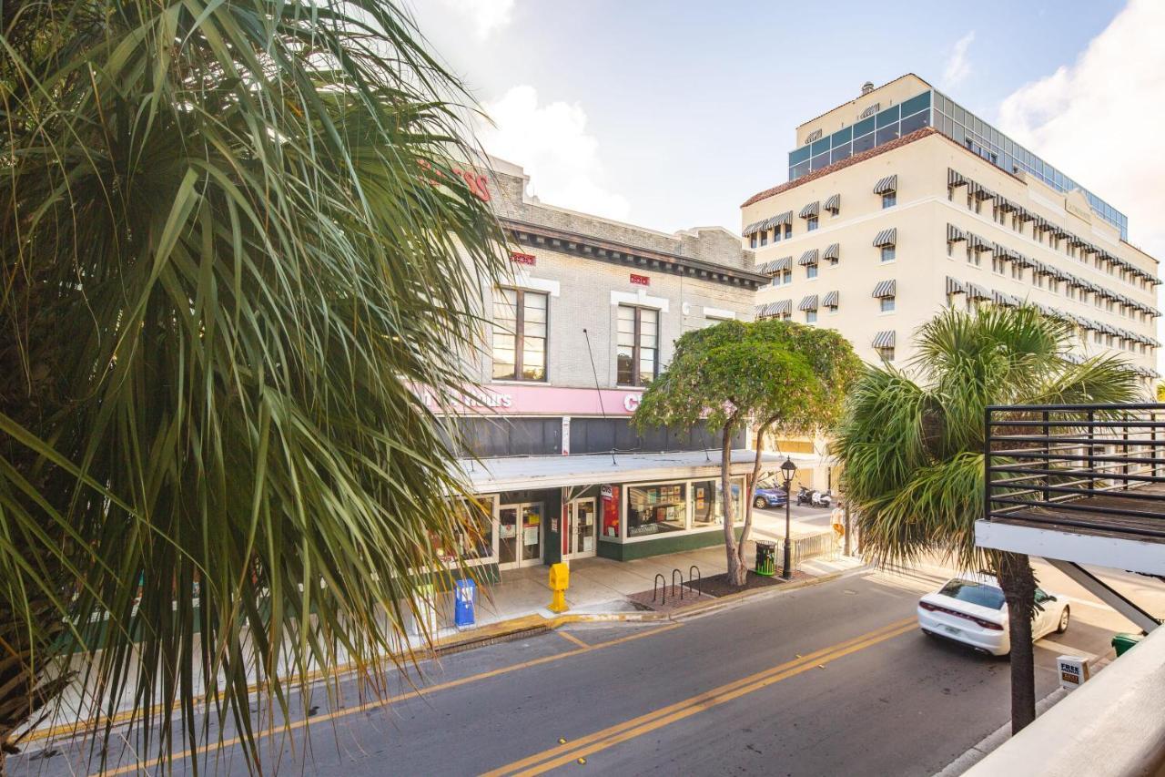 Duval Dream Loft On Duval Apartment Key West Exterior photo